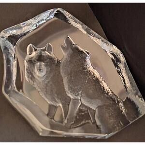 Wolves, Mats Jonasson, Lead Crystal Sculpture Maleras Sweden